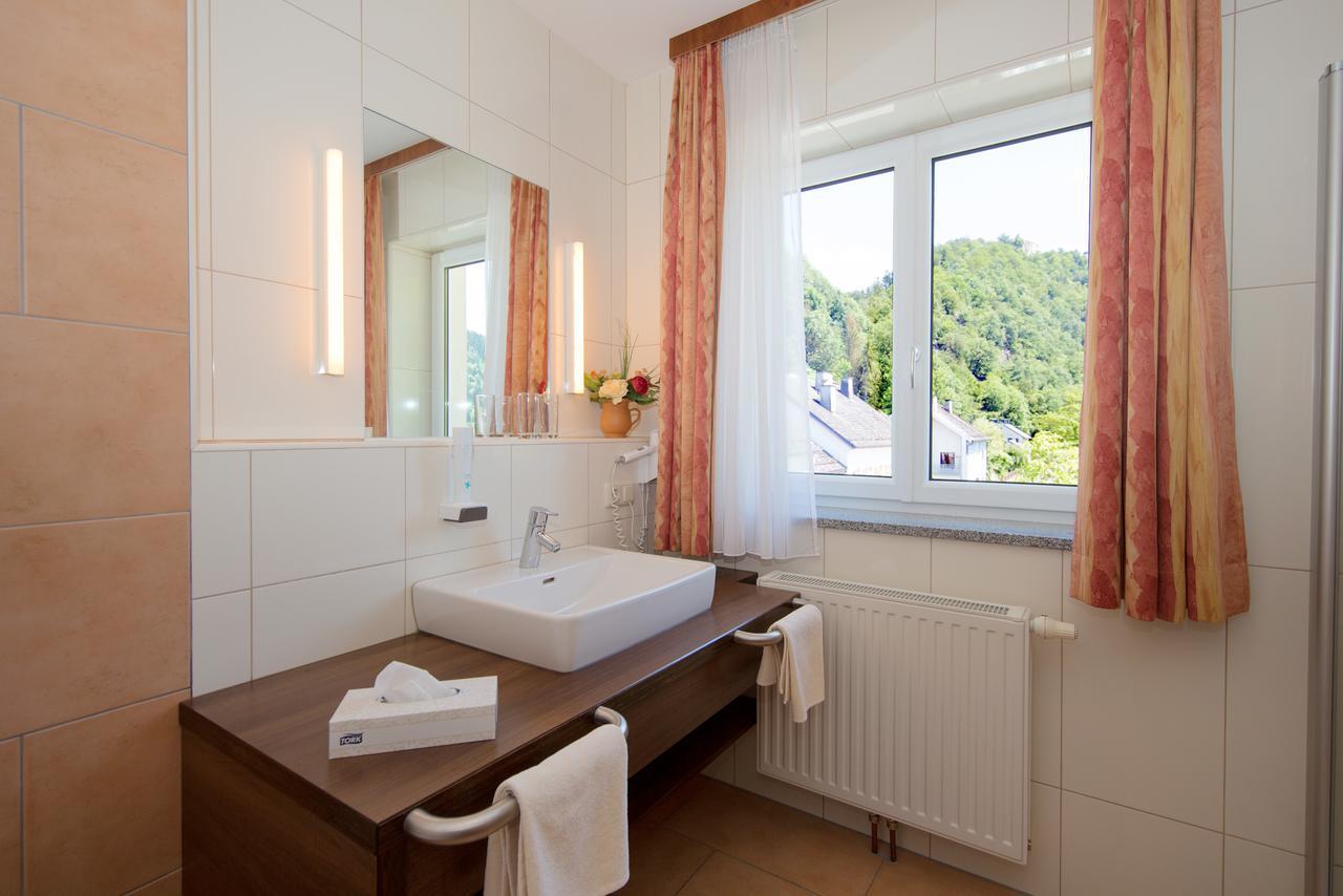 Gasthof - Landhotel Ernst Untermuhl Ngoại thất bức ảnh