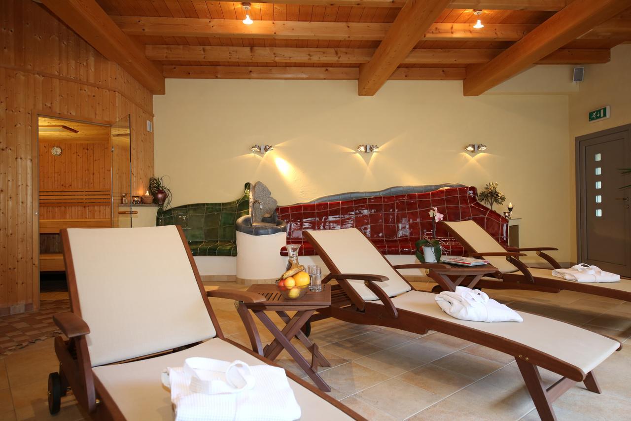 Gasthof - Landhotel Ernst Untermuhl Ngoại thất bức ảnh